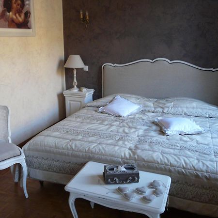 Gincla Logis Hostellerie Du Grand Duc Hotel Restaurant מראה חיצוני תמונה