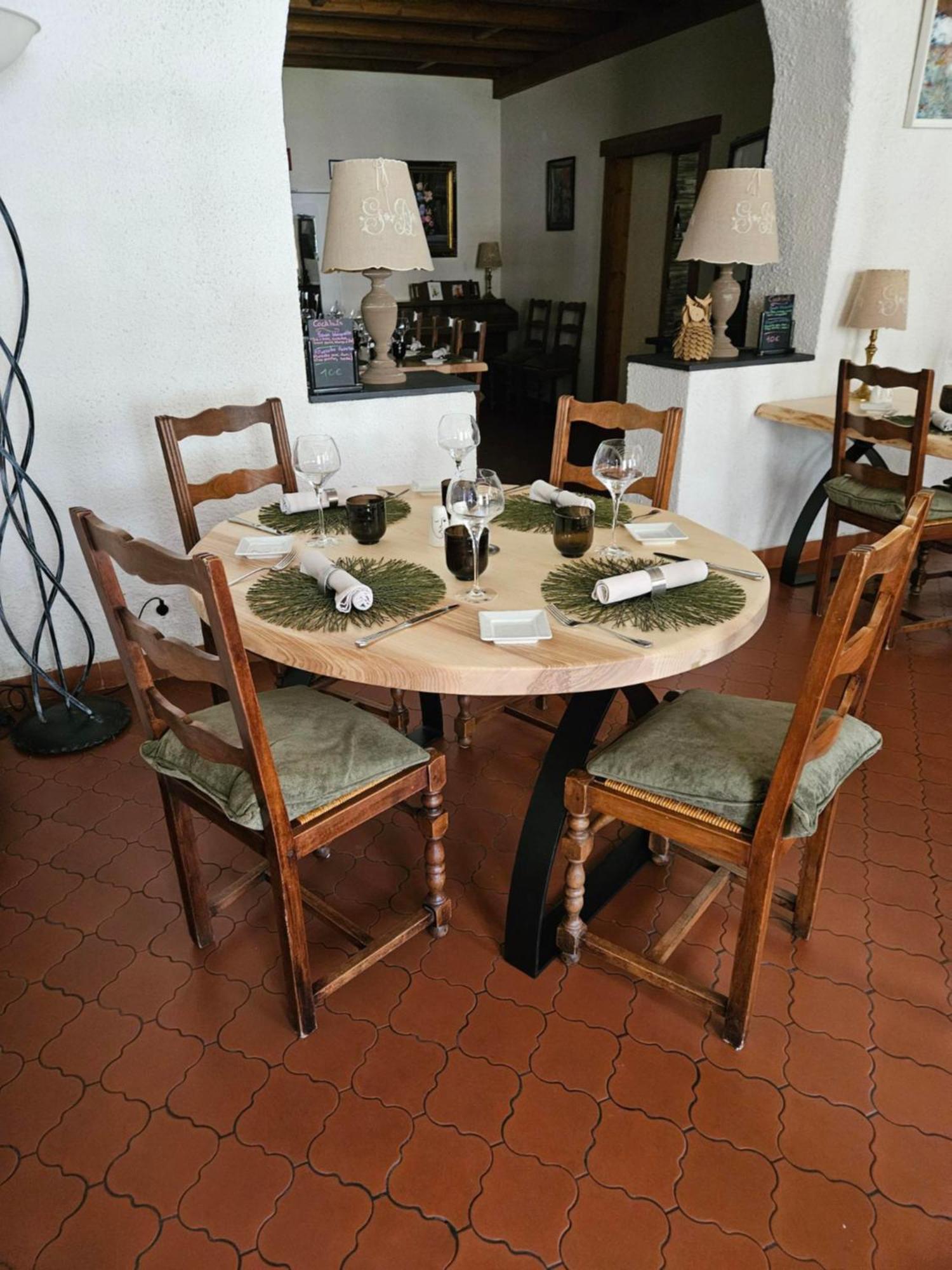Gincla Logis Hostellerie Du Grand Duc Hotel Restaurant מראה חיצוני תמונה
