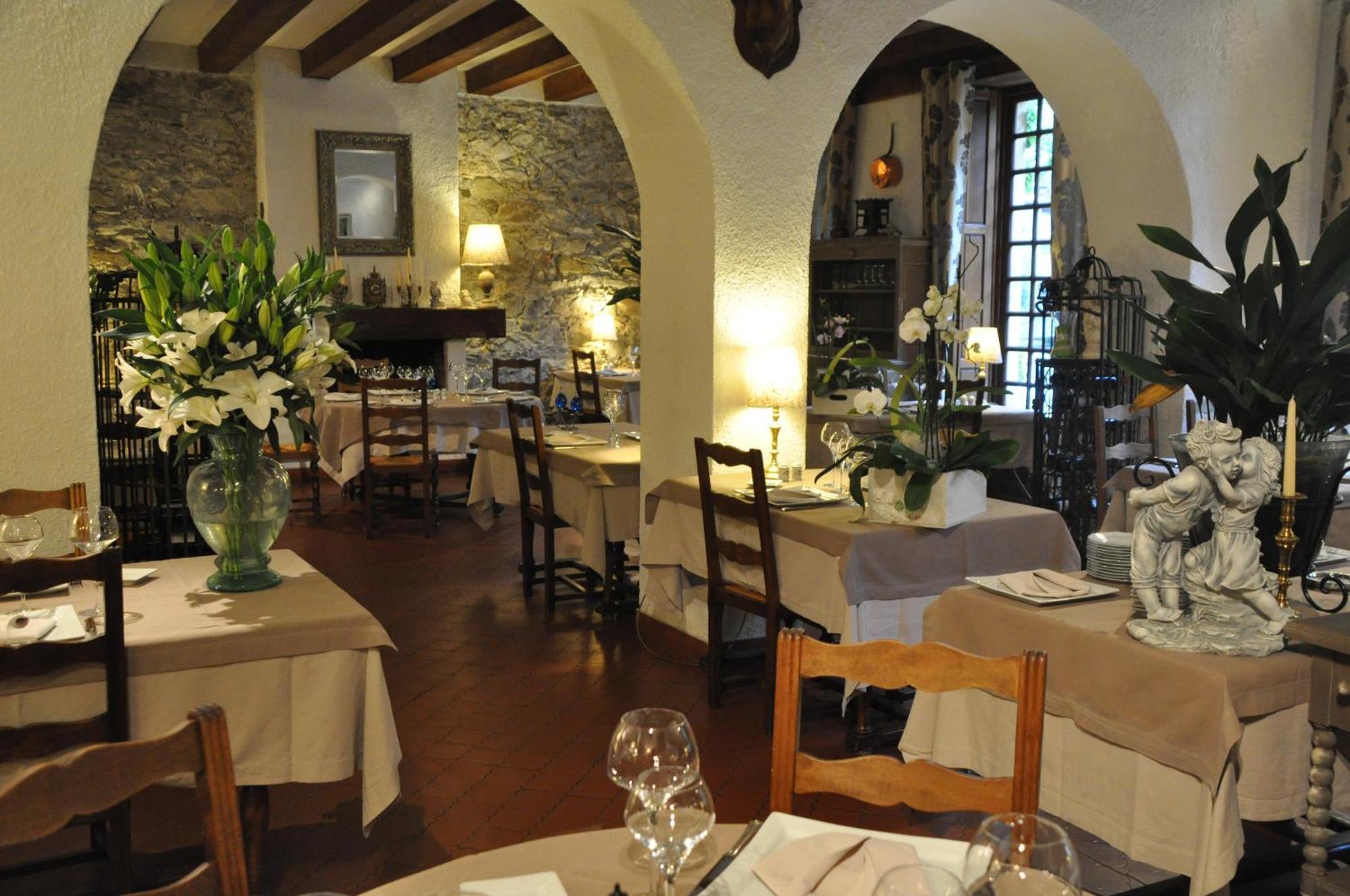 Gincla Logis Hostellerie Du Grand Duc Hotel Restaurant מראה חיצוני תמונה