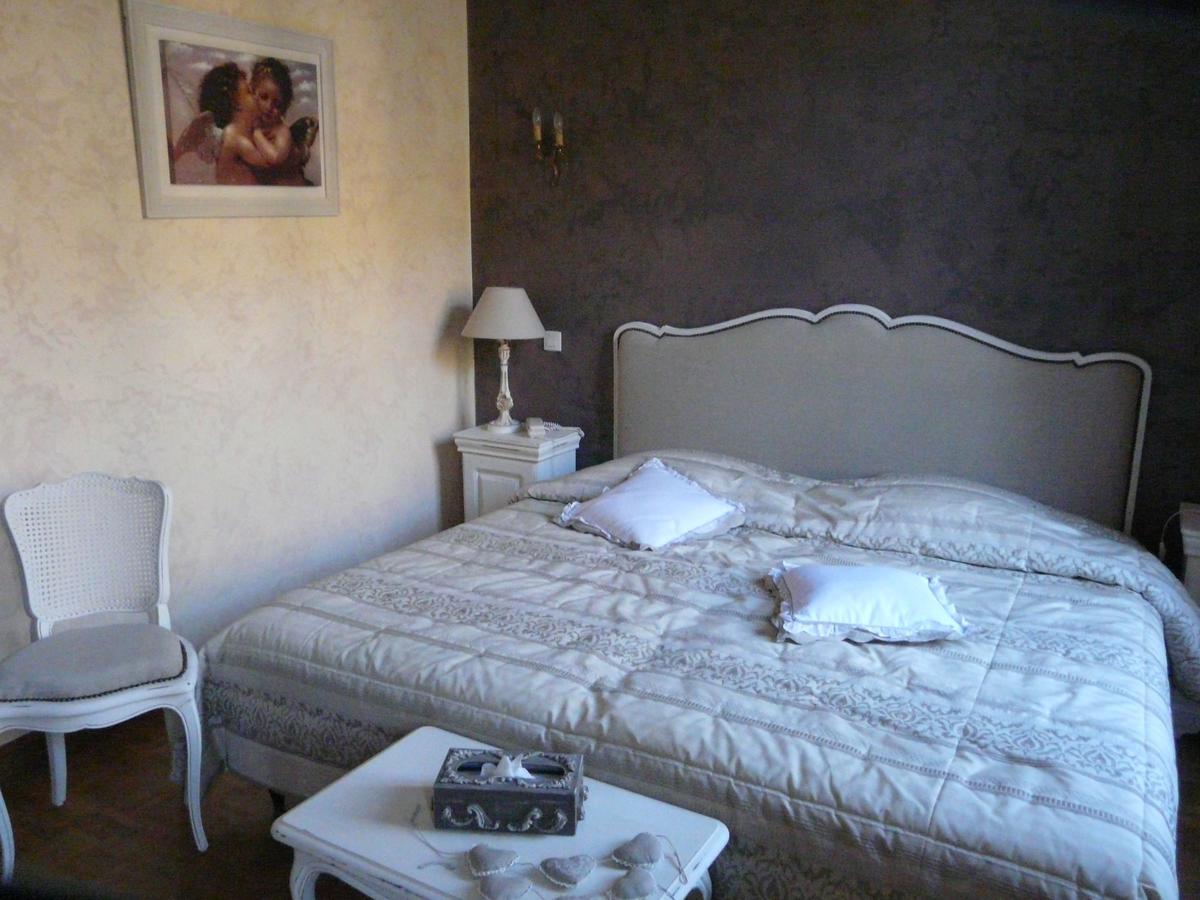 Gincla Logis Hostellerie Du Grand Duc Hotel Restaurant מראה חיצוני תמונה