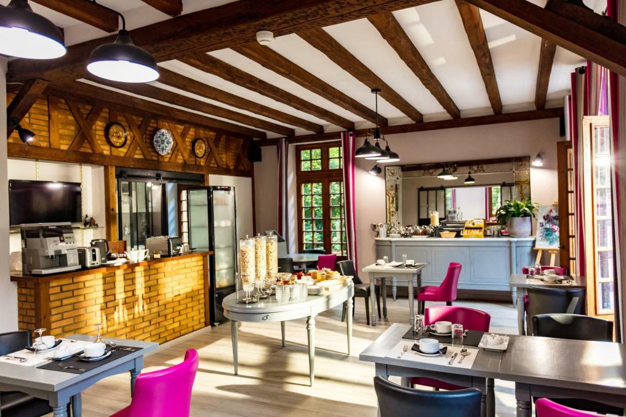 Gincla Logis Hostellerie Du Grand Duc Hotel Restaurant מראה חיצוני תמונה
